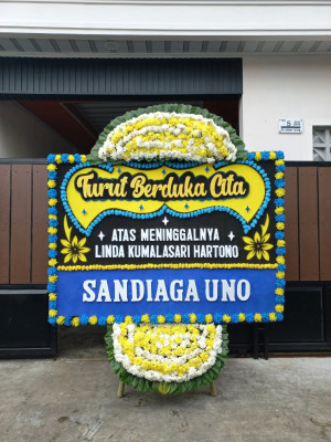 Papan Bunga Duka di Simpang Jernih